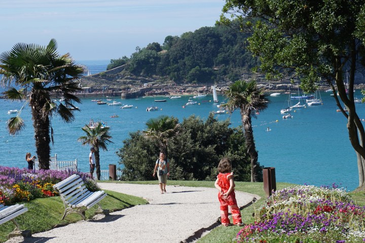 521EC605-5B75-4123-961A-3E0E85D3EDE8