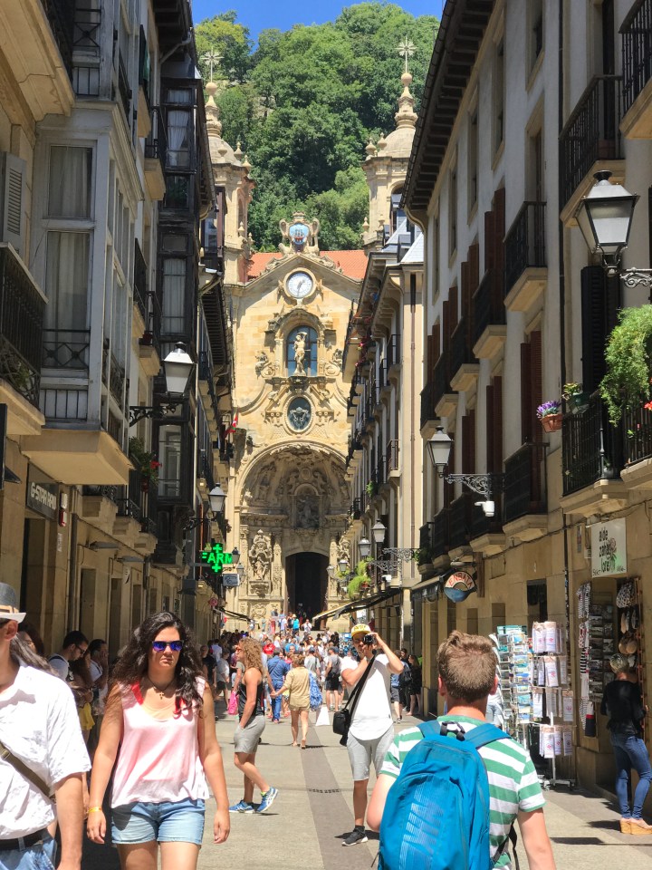 6B6DF7BD-F80F-4D4A-8363-F0CC76F79936